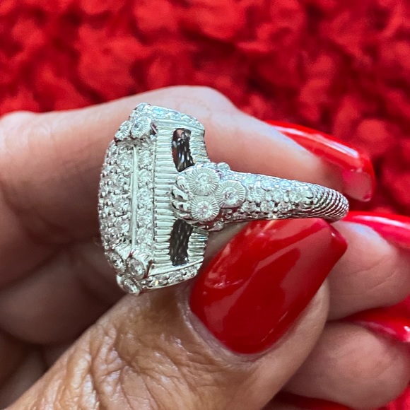 JUDITH RIPKA 18K OLIVIA ALL PAVE DIAMOND RING - Picture 5 of 16